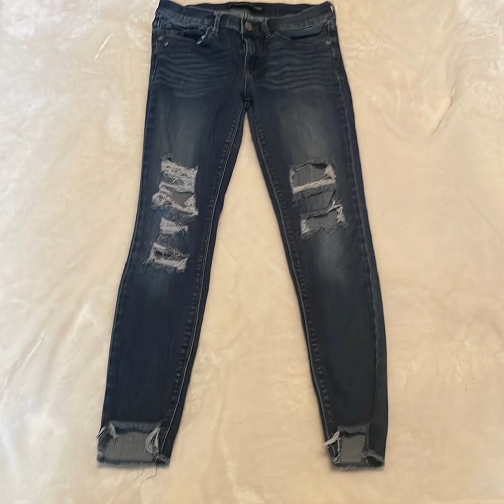 Dark Wash Express Jeans. Size 4 Regular.